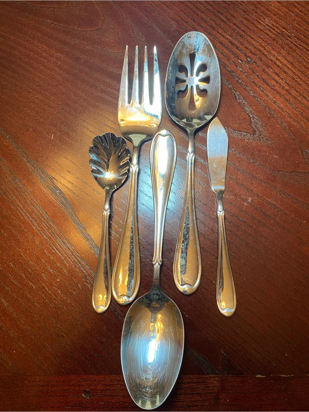 Wallace 18/10 Stainless Steel Flatware 8 piece  Set 45 pieces